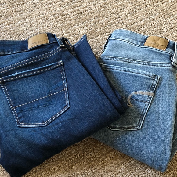 Hi-Rise Jeggings - Picture 3 of 4